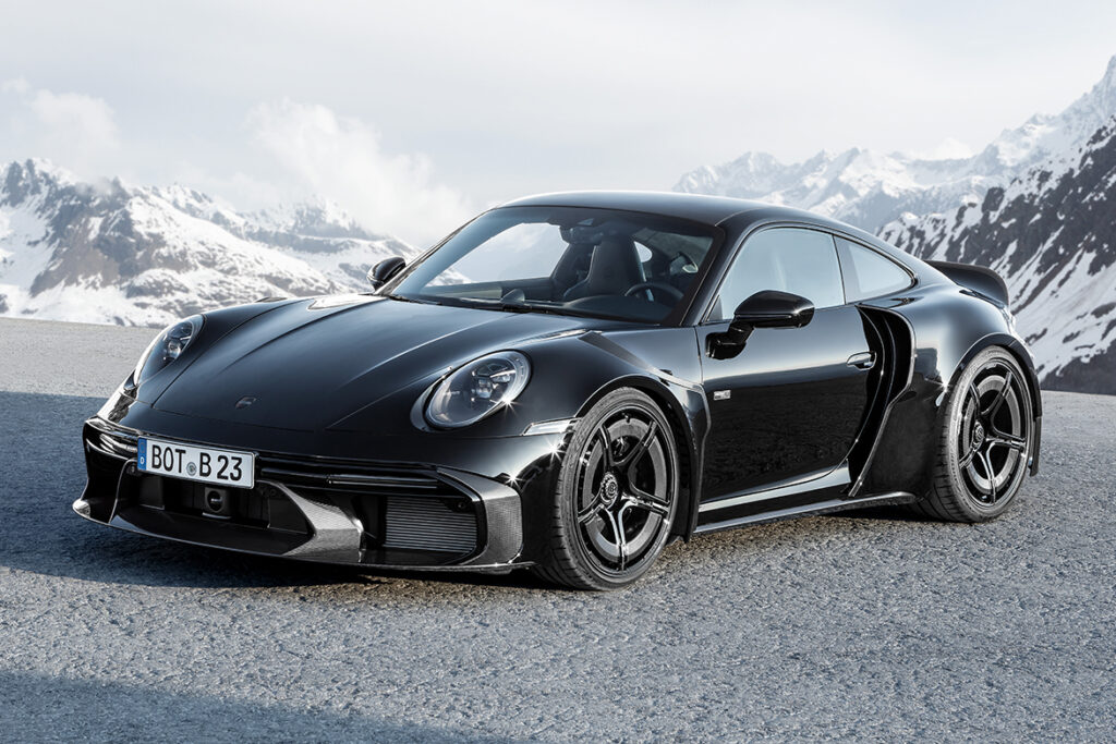Hypermade-Magazin-Mobil-Brabus-Brabus- Porsche 911 Turbo S 900 Rocket R Halbprofil von vorne