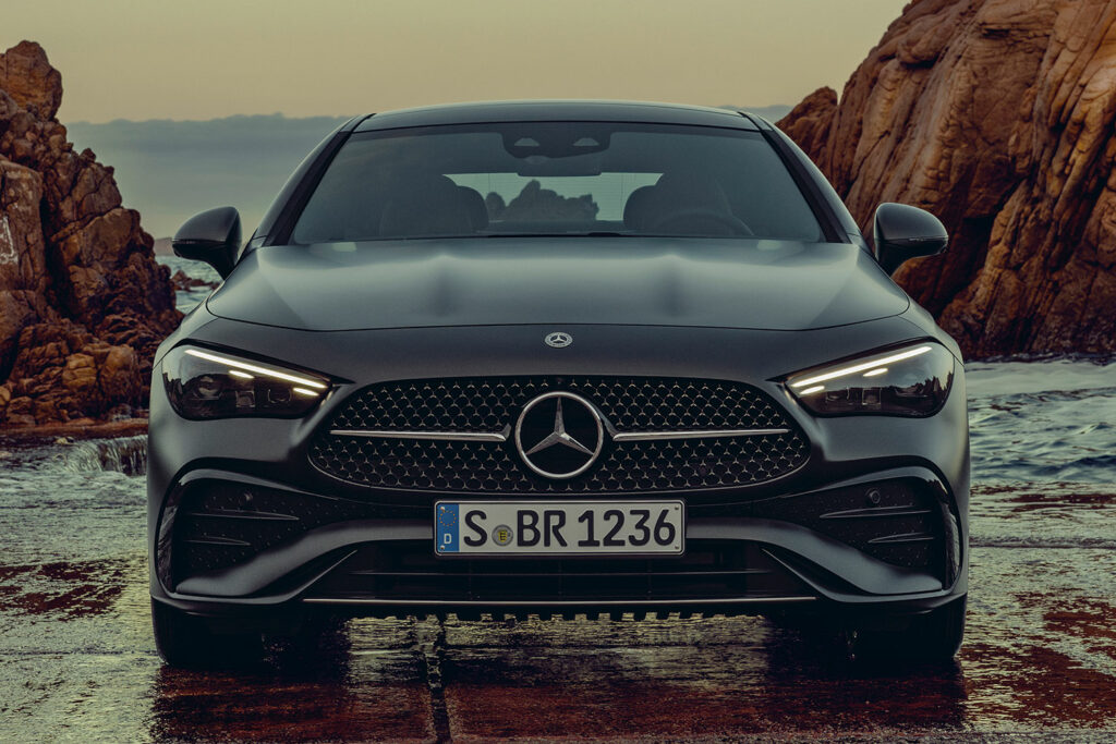 Hypermade-magazine-mobile-Mercedes-Benz-Mercedes CLE Coupé-from the front