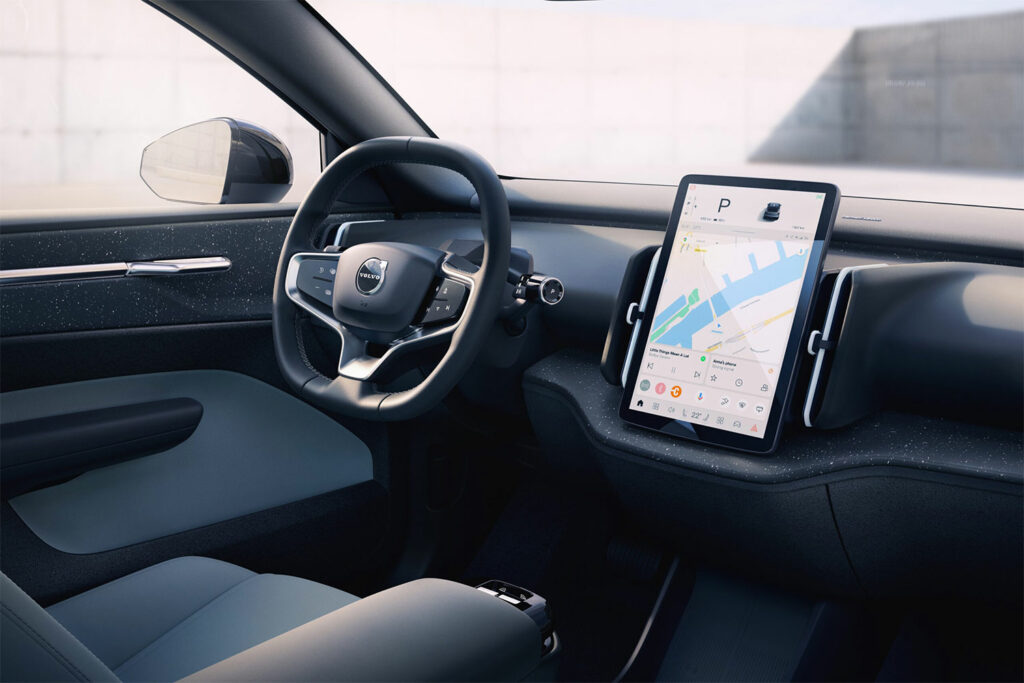 Hypermade.com-Magazin-Volvo Elektro-SUV EX30 Innenraum mit Lenkrad und Display