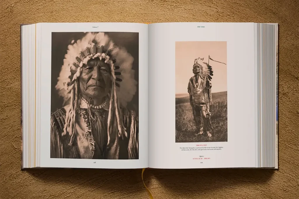 Innenansicht "Edward S. Curtis-The North American Indian. Complete Portfolios"
© Taschen Verlag